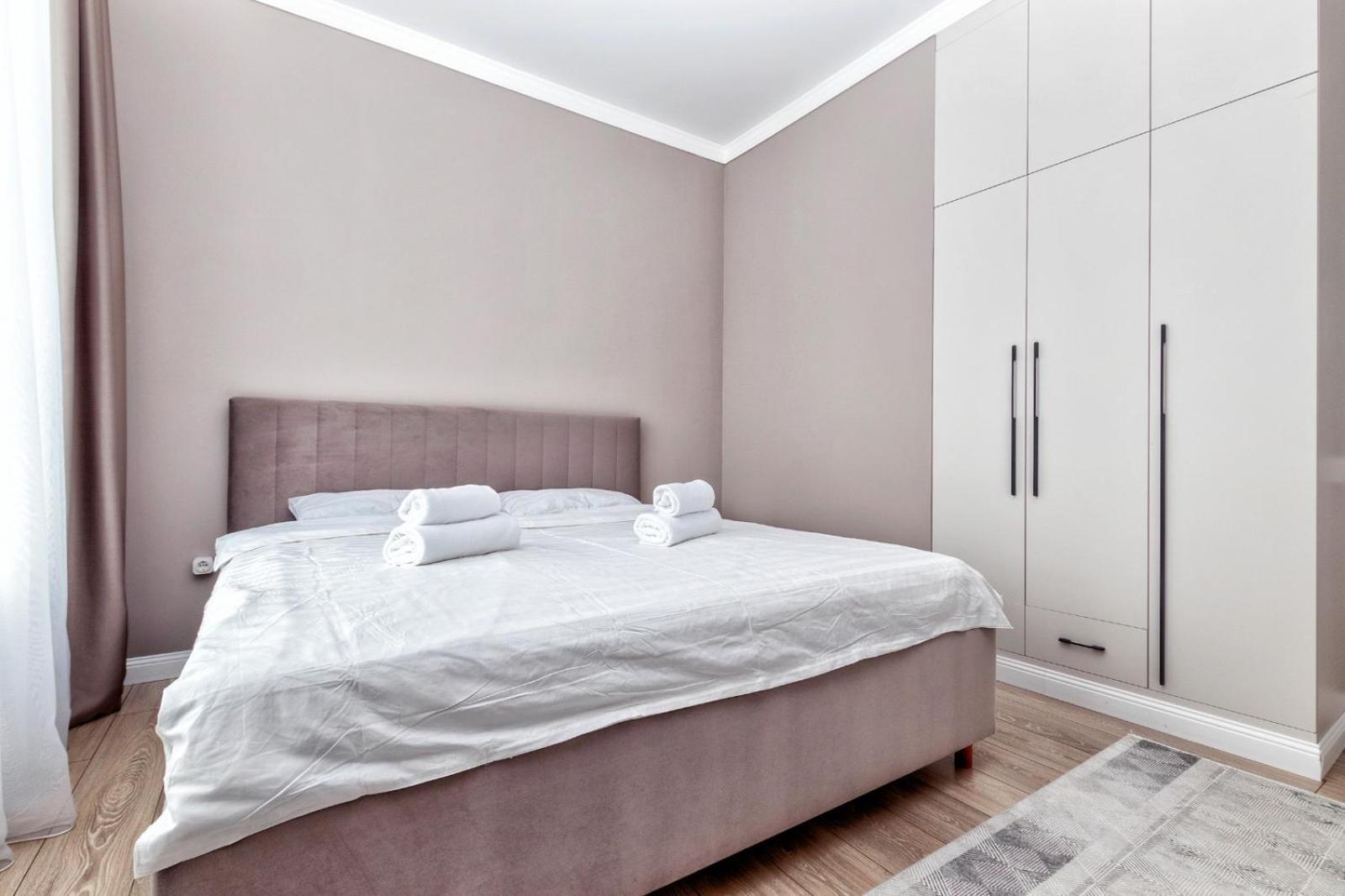 2-х комнатная возле экспо Apartment *