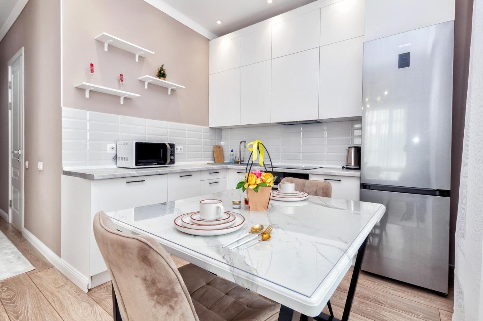 2-х комнатная возле экспо Apartment