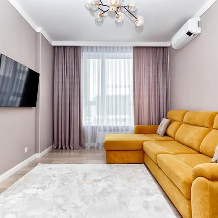 2-Х Комнатная Возле Экспо Apartment Astana Exterior photo